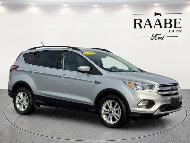 Certified 2018 Ford Escape SE FWD image 1
