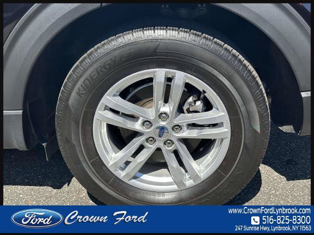 Certified 2023 Ford Explorer XLT w/ Equipment Group 202A AWD/4WD image 7