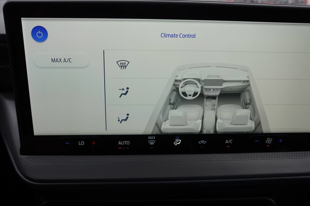 Certified 2025 Ford Maverick Lobo AWD/4WD image 27