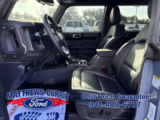 Certified 2025 Ford Bronco Badlands AWD/4WD image 9