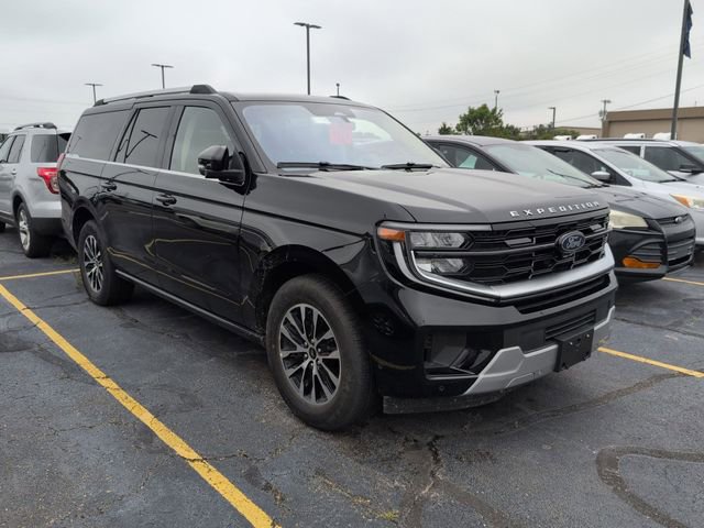 Certified 2025 Ford Expedition Max Platinum AWD/4WD image 4