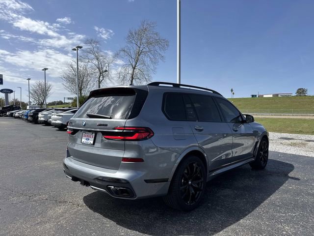 Used 2024 BMW X7 M60i w/ Executive Package image 3