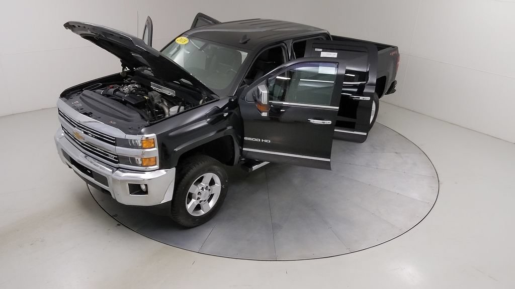 Used 2018 Chevrolet Silverado 2500 LTZ w/ Duramax Plus Package AWD/4WD image 57