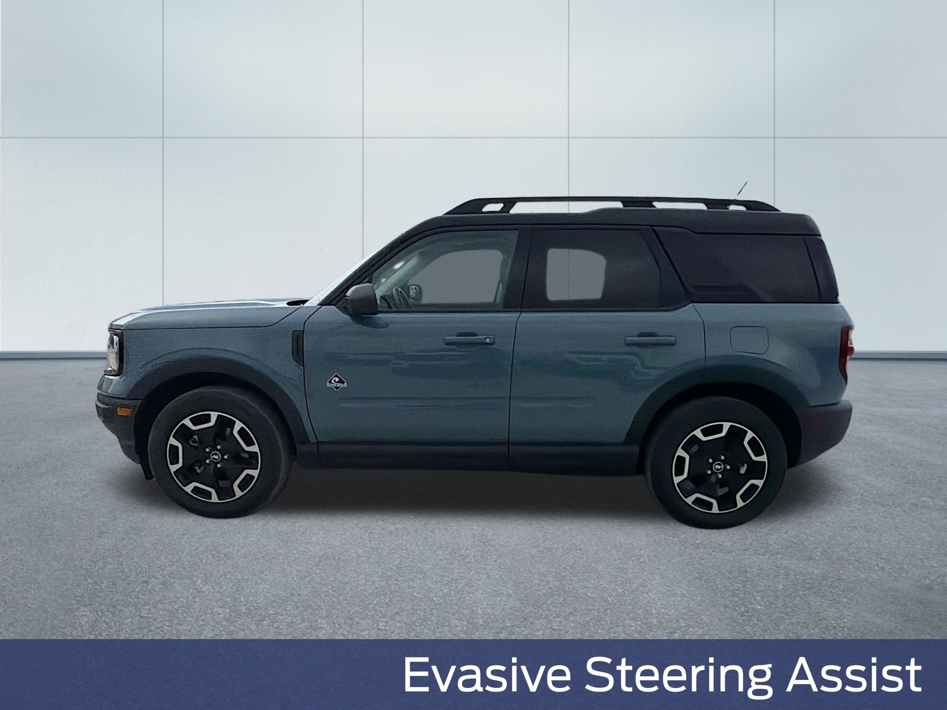 Certified 2023 Ford Bronco Sport Outer Banks w/ Tech Package image 12