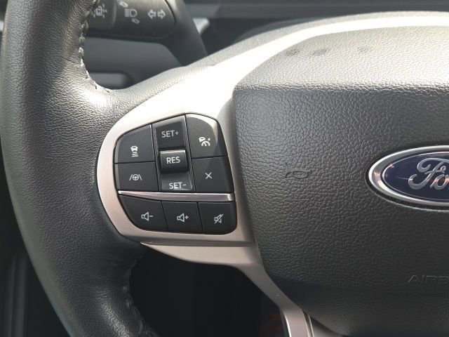 Certified 2023 Ford Explorer XLT w/ Equipment Group 202A image 39