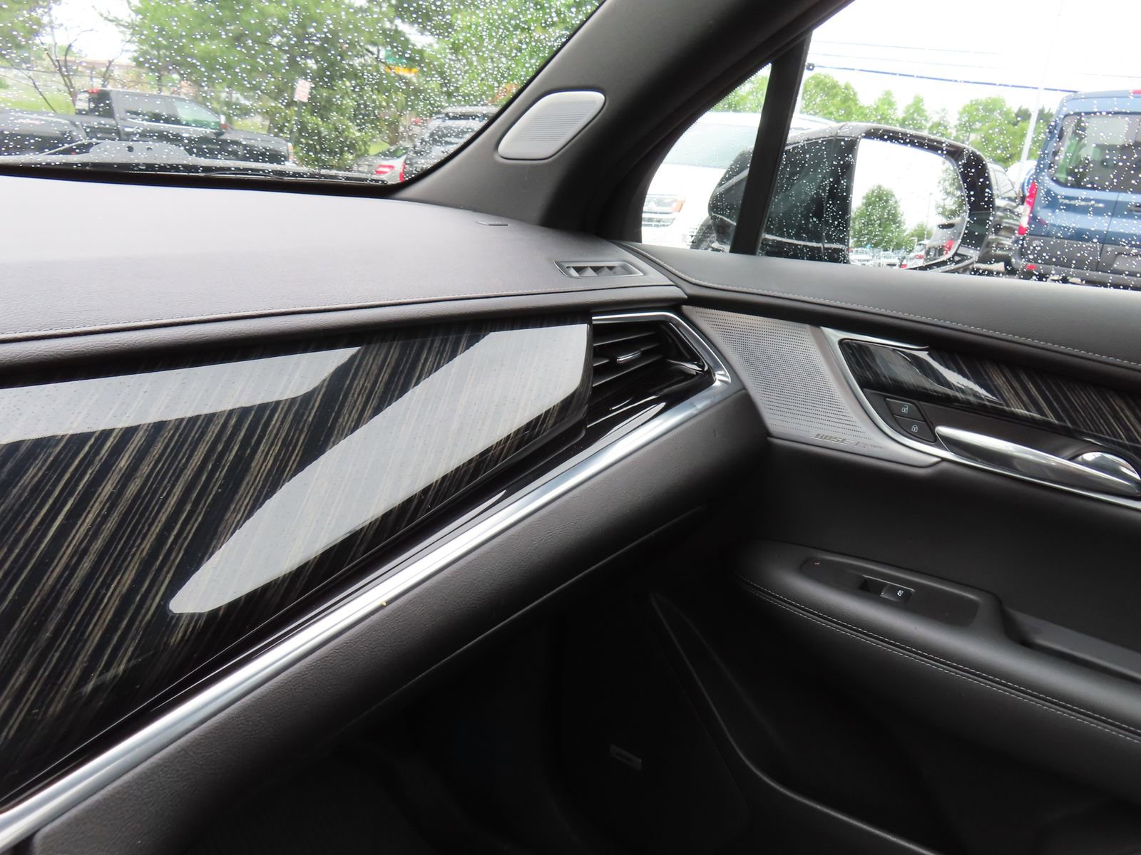 Used 2023 Cadillac XT6 Premium Luxury w/ Technology Package AWD/4WD image 22