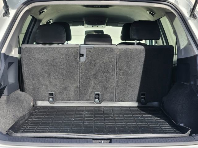 Used 2020 Volkswagen Tiguan S image 20