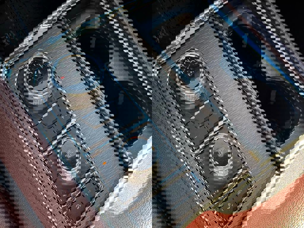 Certified 2023 Ford Expedition Limited image 35