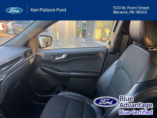 Certified 2025 Ford Escape ST-Line Select image 25