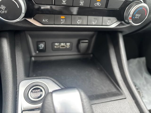 Used 2024 Nissan Sentra SV FWD image 21