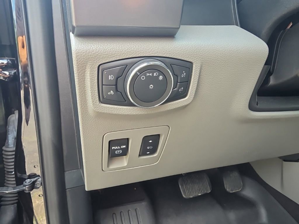 Certified 2020 Ford F150 XLT w/ Equipment Group 302A Luxury AWD/4WD image 14