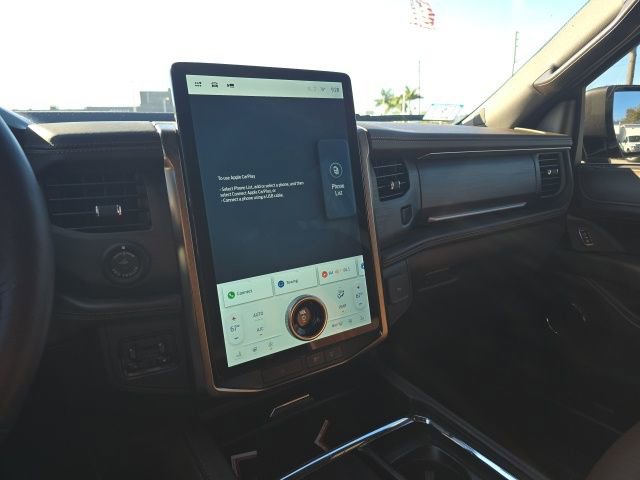 Certified 2023 Ford Expedition Max King Ranch image 15