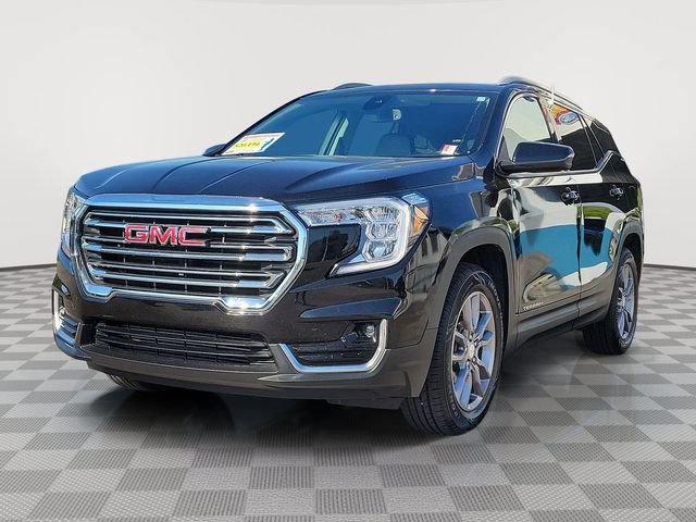 Used 2023 GMC Terrain SLT image 3