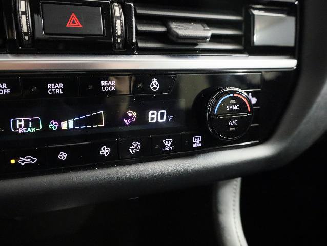 Used 2022 Nissan Pathfinder SL w/ SL Black Package AWD/4WD image 23