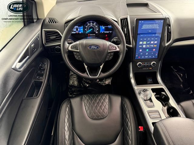 Certified 2024 Ford Edge Titanium AWD/4WD image 26