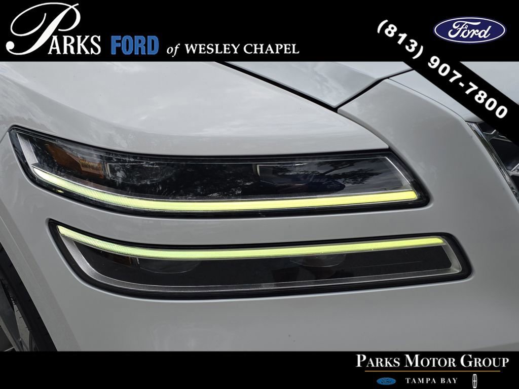 Used 2022 Genesis GV80 2.5T w/ Prestige Package 05 RWD image 6