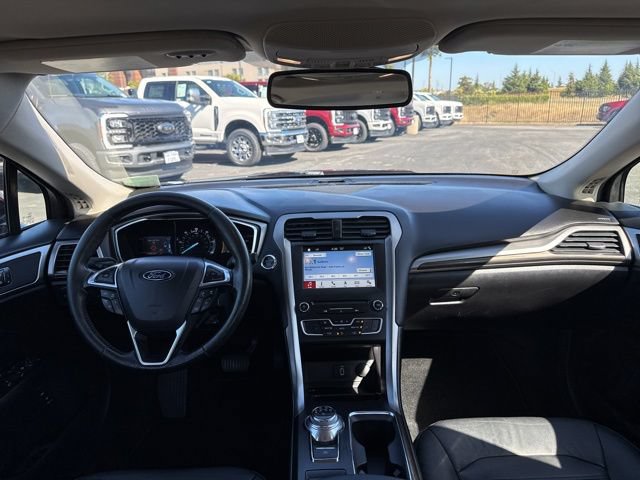 Certified 2017 Ford Fusion Energi SE FWD image 21