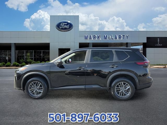 Used 2024 Nissan Rogue S FWD image 2