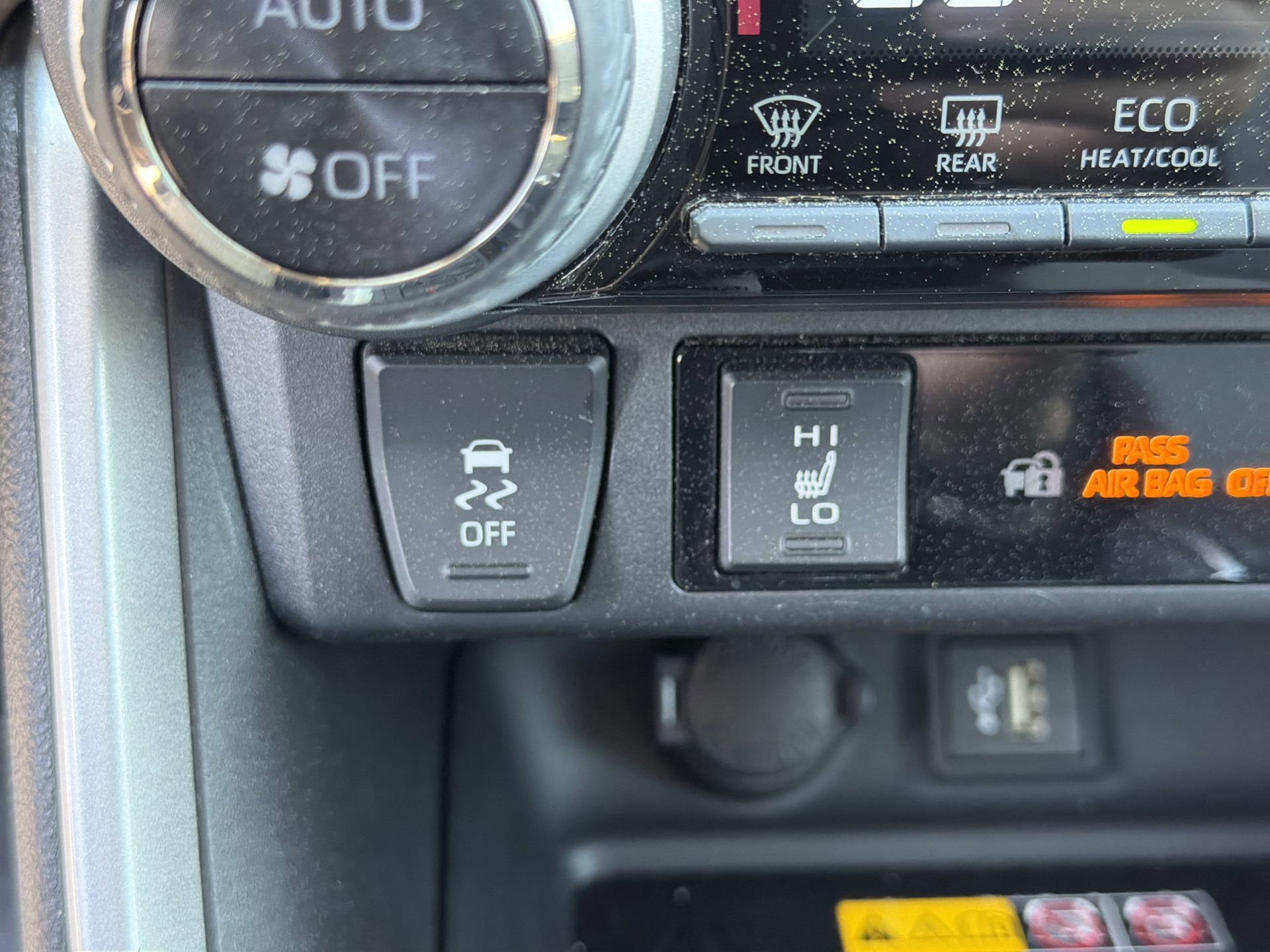 Used 2024 Toyota RAV4 XLE Premium w/ Weather Package image 16