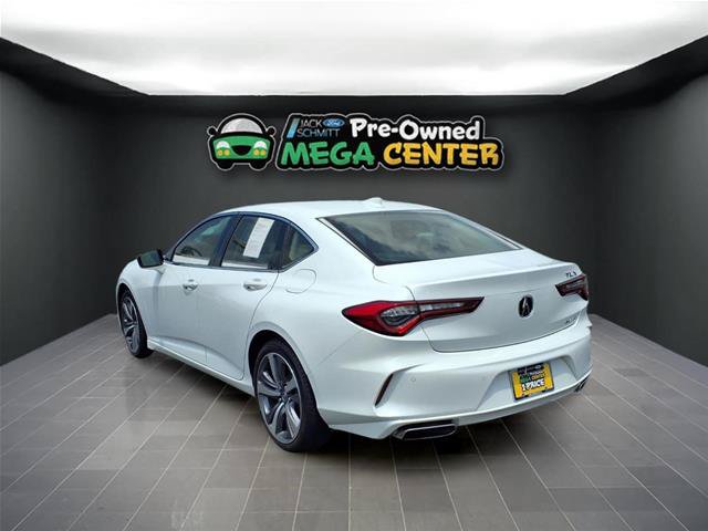 Used 2022 Acura TLX w/ Advance Package AWD/4WD image 4