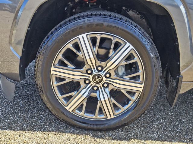 Used 2023 Toyota Sequoia Capstone image 34