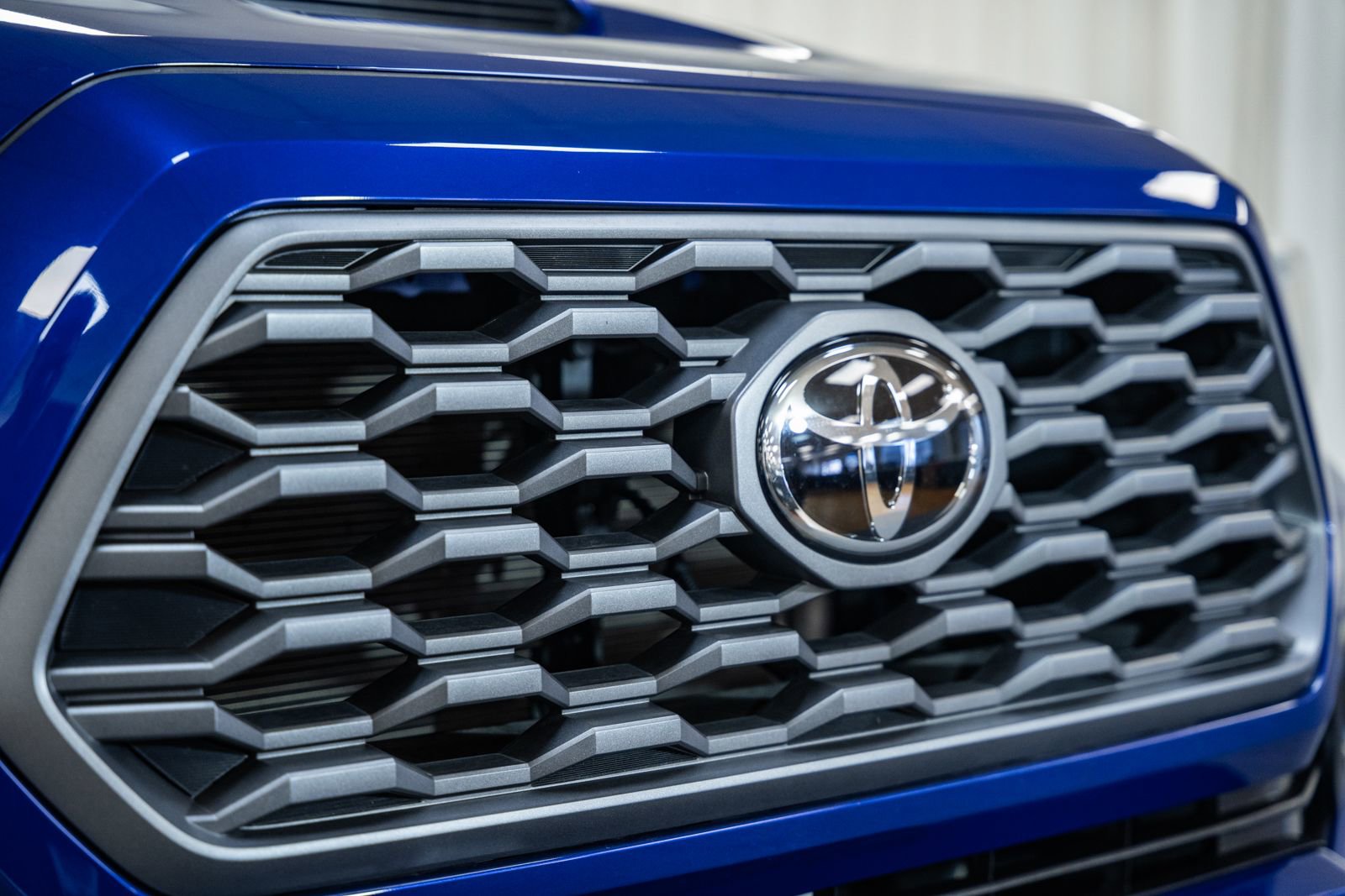 Used 2022 Toyota Tacoma TRD Sport image 14