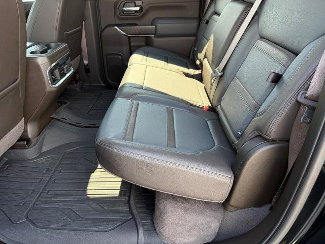 Used 2022 GMC Sierra 2500 Denali w/ Denali Ultimate Package AWD/4WD image 12