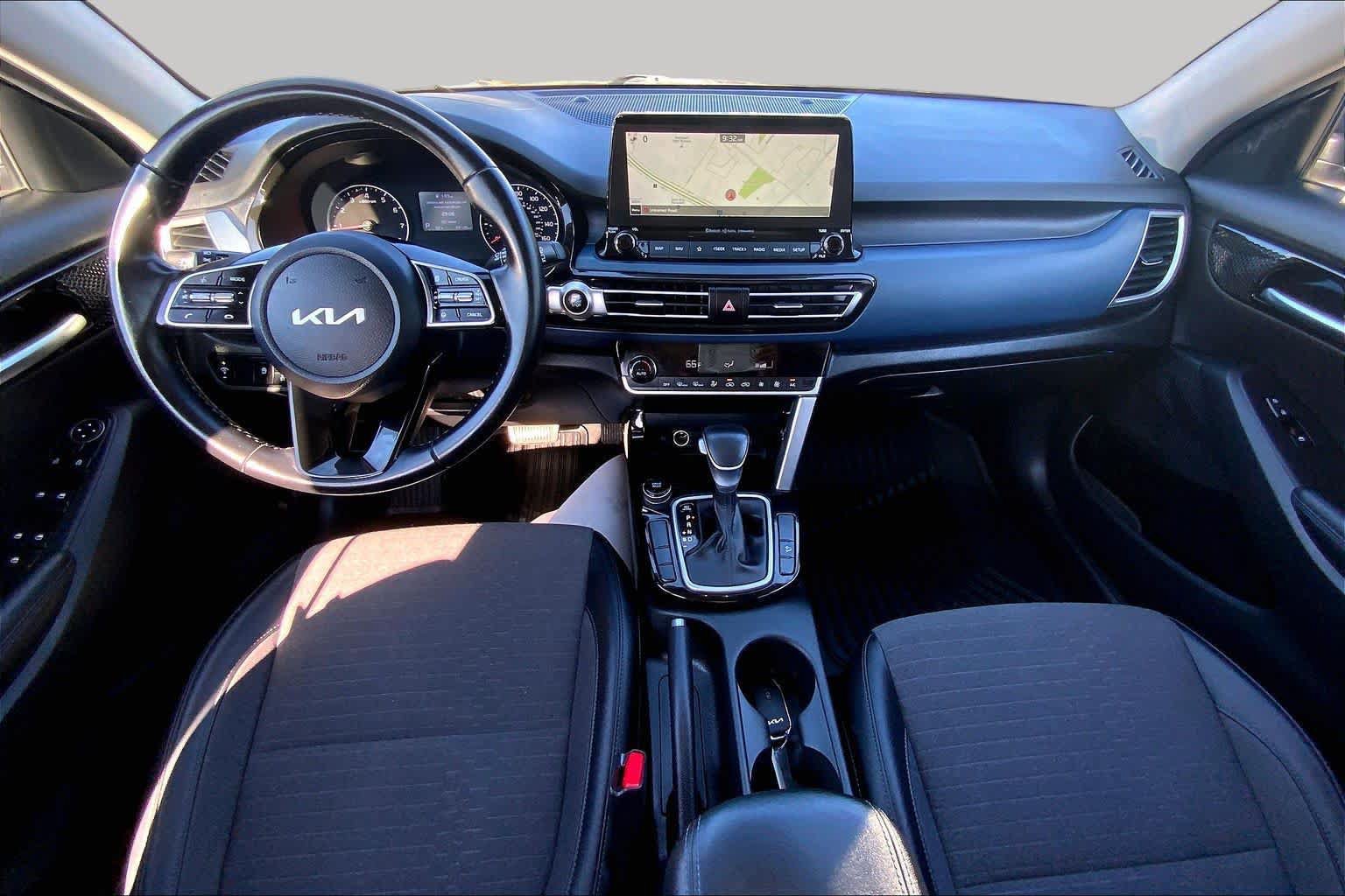 Used 2022 Kia Seltos S FWD image 14