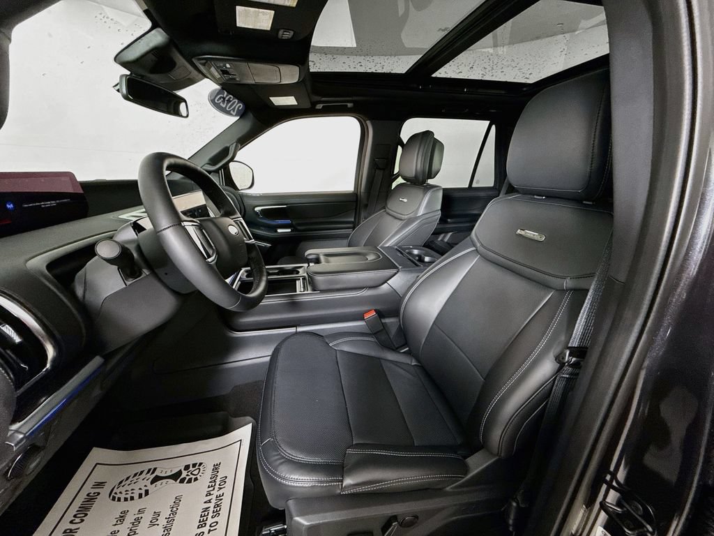 Certified 2026 Ford Expedition Platinum w/ Stealth Performance Package AWD/4WD image 22