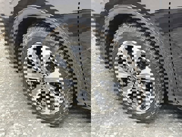 Certified 2024 Ford Escape Platinum image 40