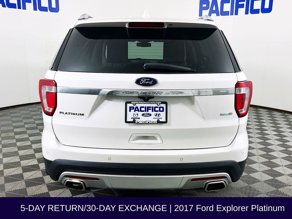 Certified 2017 Ford Explorer Platinum AWD/4WD image 7