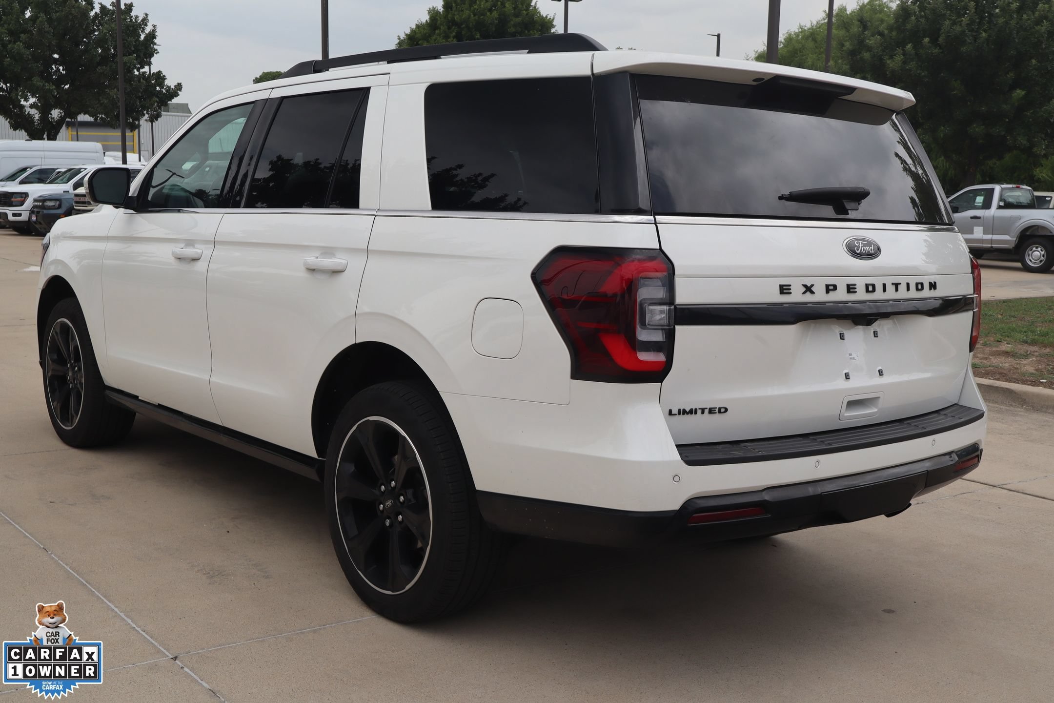Certified 2024 Ford Expedition Limited AWD/4WD image 6