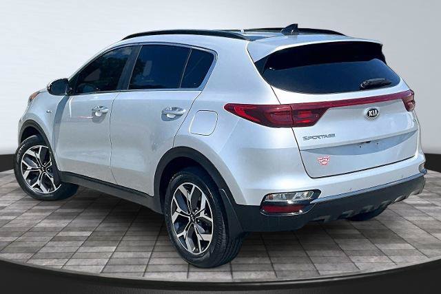 Used 2020 Kia Sportage EX w/ Option Group 15 AWD/4WD image 2
