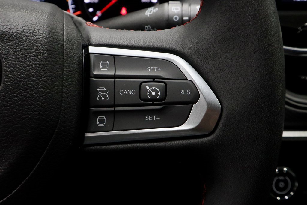 Used 2024 Jeep Compass Trailhawk w/ Trailer Tow Group image 28