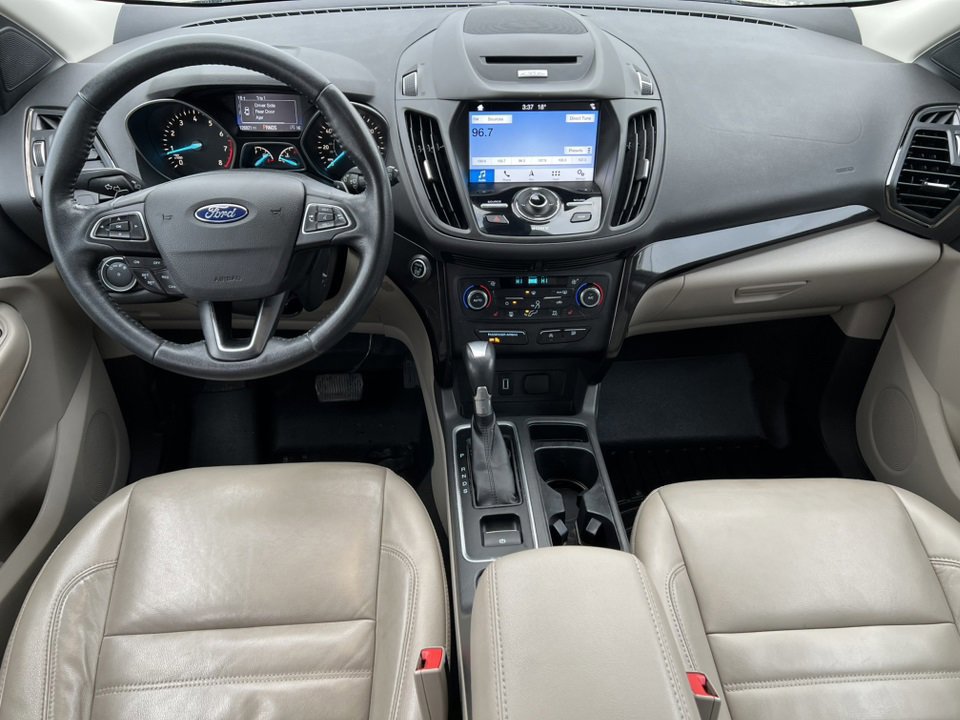 Certified 2017 Ford Escape Titanium image 9
