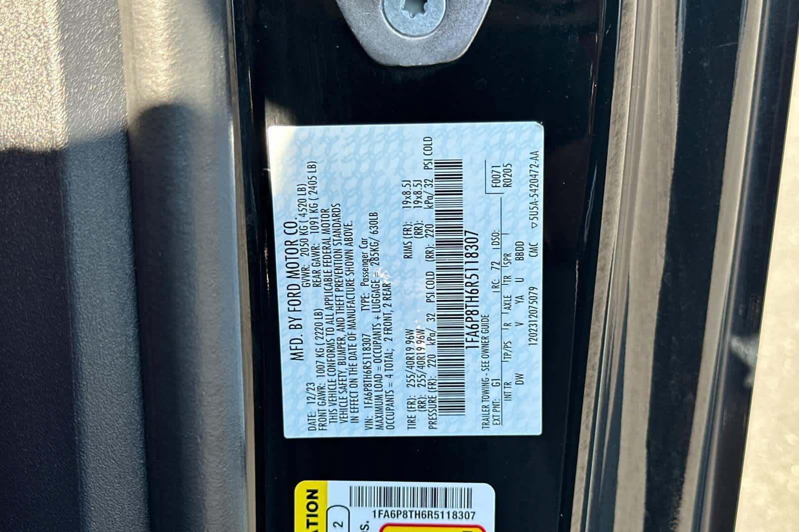 Certified 2024 Ford Mustang Coupe RWD image 27