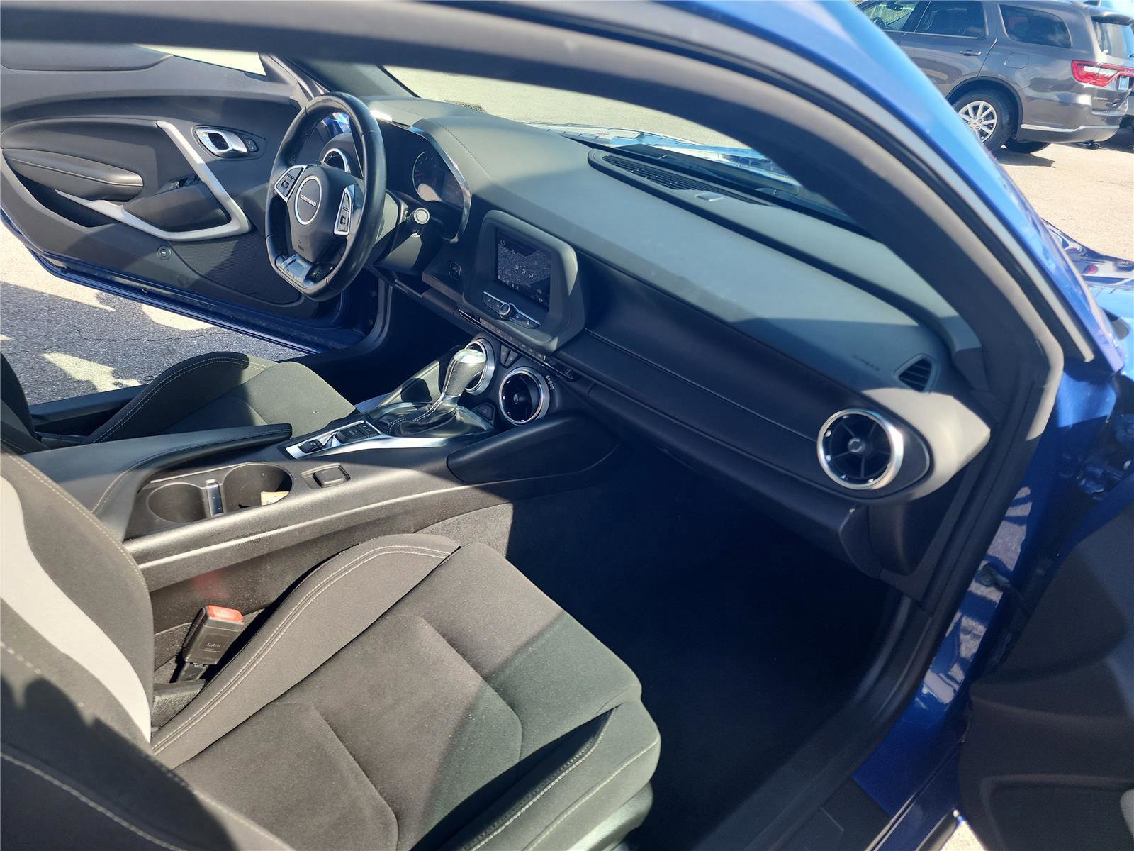 Used 2021 Chevrolet Camaro LT image 21