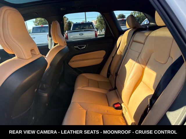 Used 2020 Volvo XC60 T5 Momentum AWD/4WD image 25