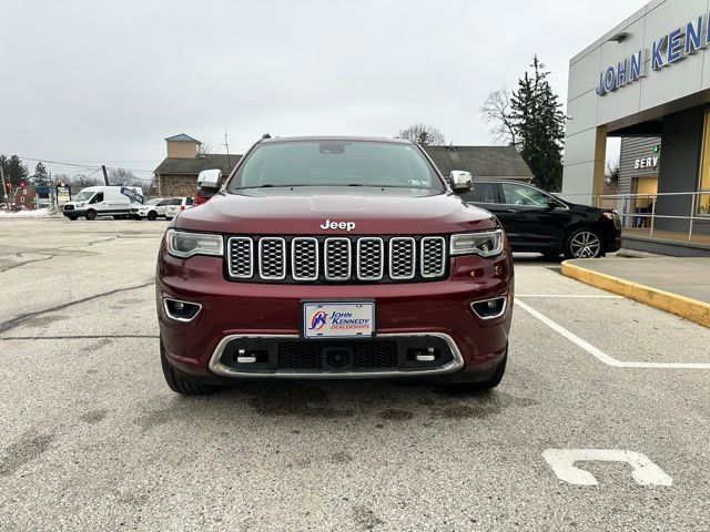 Used 2017 Jeep Grand Cherokee Overland w/ Jeep Active Safety Group image 28