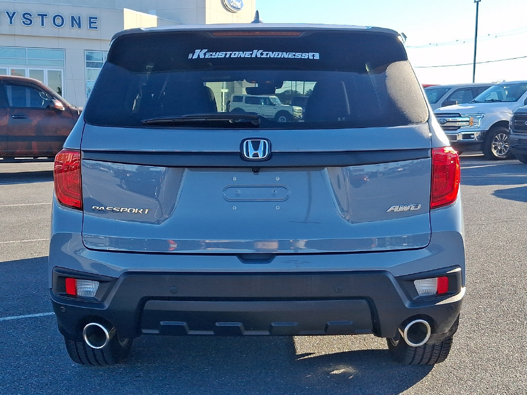 Used 2023 Honda Passport EX-L image 4