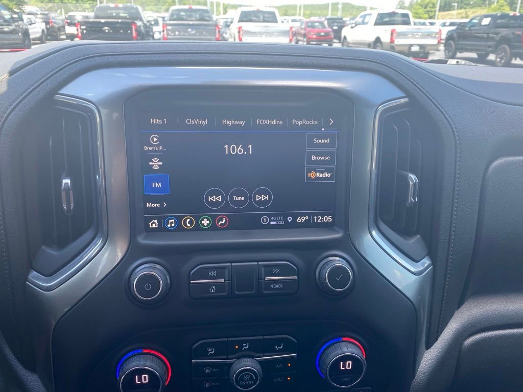 Used 2021 Chevrolet Silverado 1500 LTZ AWD/4WD image 15