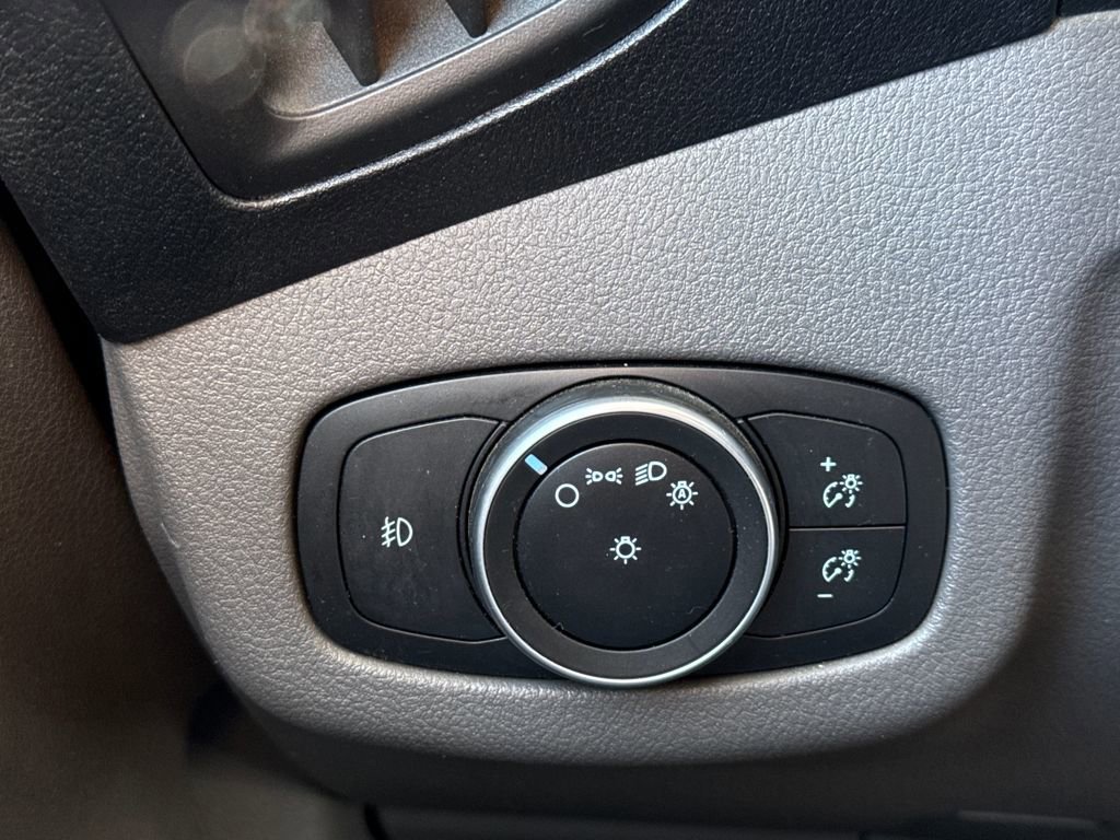 Certified 2019 Ford Transit Connect XLT image 22