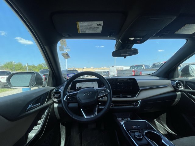 Used 2026 Chevrolet Equinox ACTIV FWD image 5