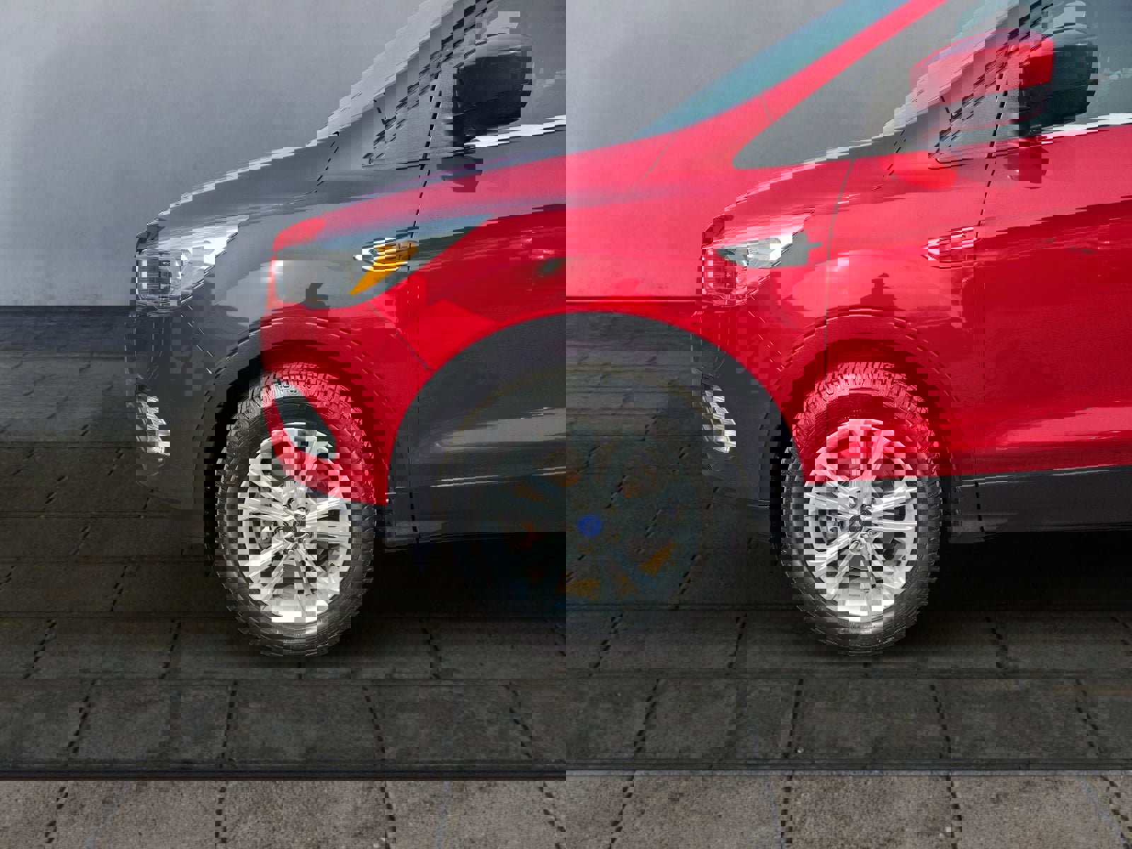 Certified 2017 Ford Escape SE w/ SE Cold Weather Package image 26