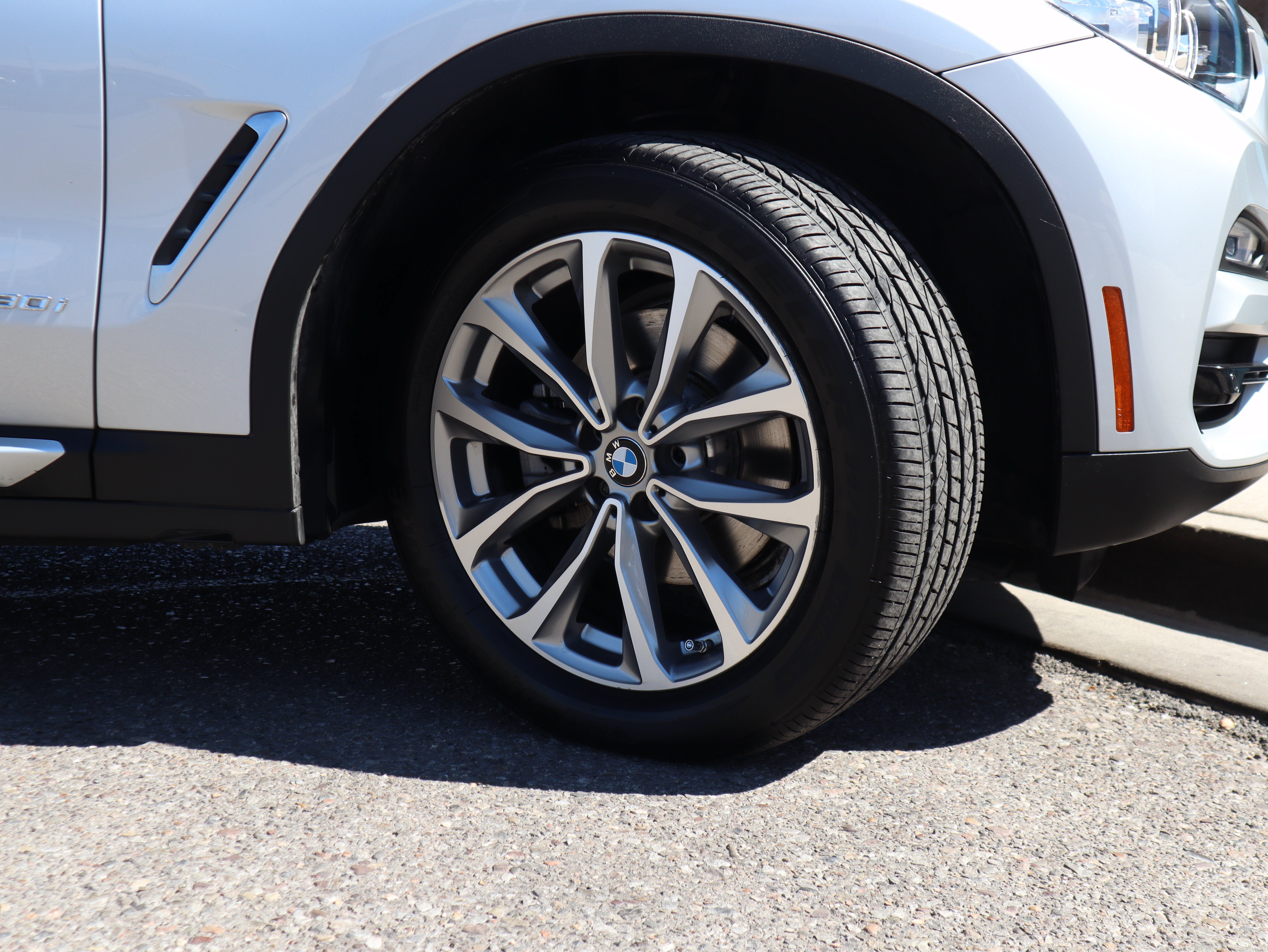 Used 2018 BMW X3 xDrive30i AWD/4WD image 13