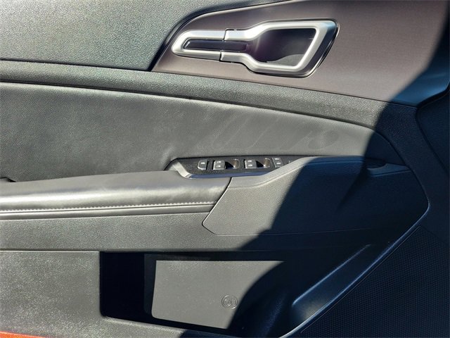 Used 2024 Kia Sportage EX image 19