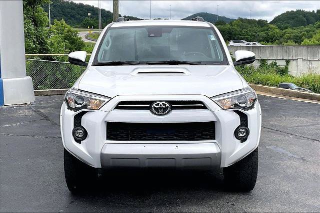 Used 2022 Toyota 4Runner TRD Off-Road AWD/4WD image 3