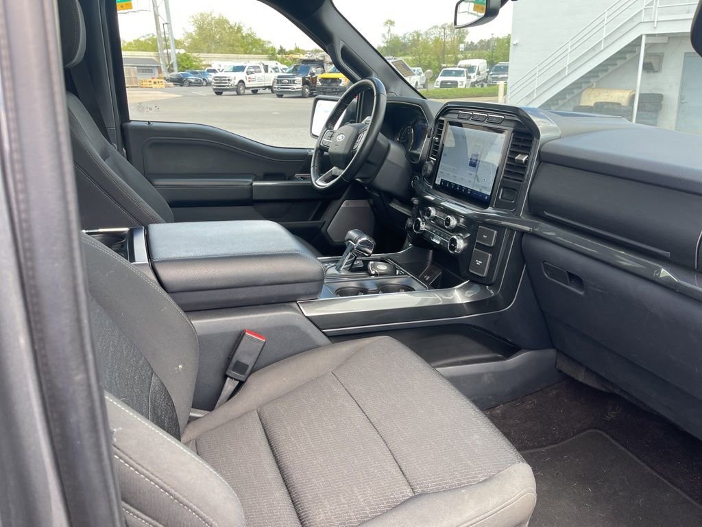 Certified 2022 Ford F150 XLT w/ Equipment Group 302A High image 18