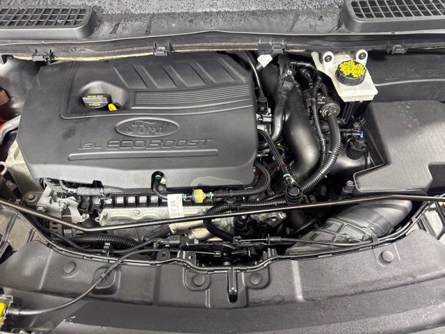 Certified 2018 Ford Escape SE w/ SE Sport Appearance Package AWD/4WD image 9