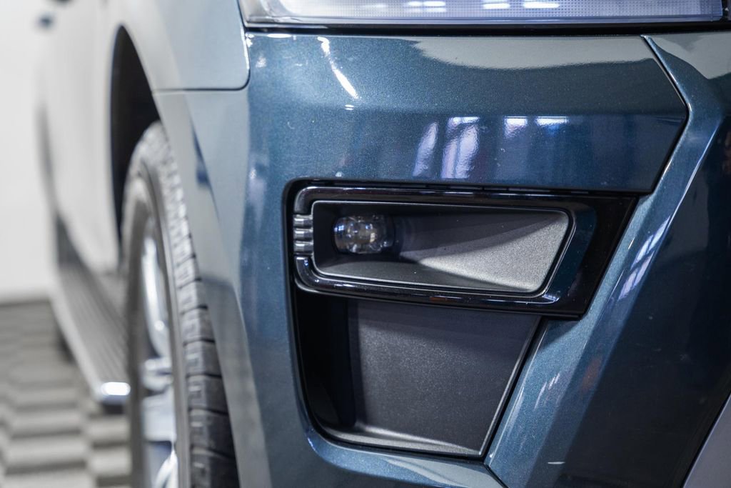 Certified 2023 Ford Expedition Max XLT image 17